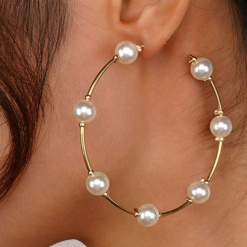 Elegant Goldโ and Pearl Hoop Round Circle Earrings